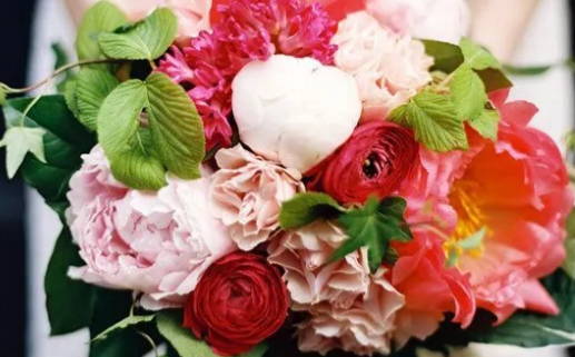 2025年04月21日是不是结婚吉日 今日办婚礼好吗